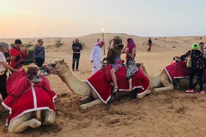 Dubai Desert Safari: Evening Dune Bashing, BBQ Dinner & Belly Dance Experience photo 4