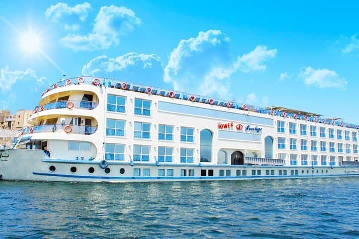4-Day Nile Cruise from Aswan to Luxor & Abu Simbel (Hot Air Balloon Option)