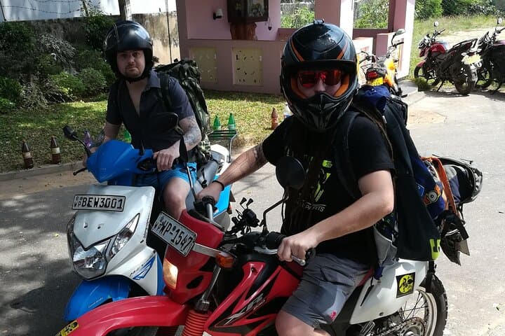 Ride Negombo: Self-Ride Motorcycle Rentals for Exploring Sri Lanka's West Coast photo 4