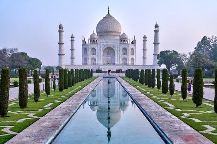 Same-Day Taj Mahal from Mumbai: Flights, Guide, and Agra Highlights