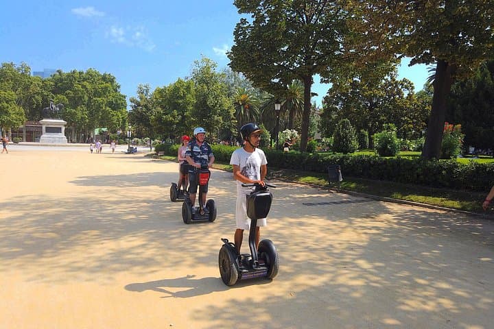Barcelona Grand Segway Tour: Gothic Quarter to Olympic Port photo 2