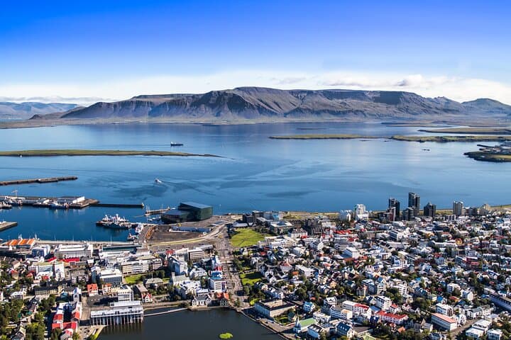 Reykjavik Helicopter Summit Landing: 30–45 Minute Mountain Flight Over Iceland photo 4