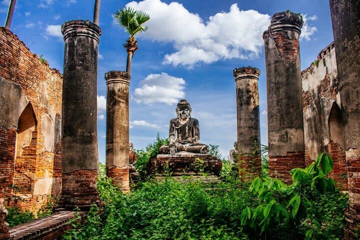 Mandalay Day Trip: Amarapura, Sagaing & Innwa (U Bein Bridge Sunset)