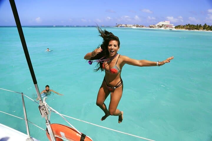 Catamaran to Isla Mujeres with Open Bar — Snorkel, Beach Club & Sunset Party photo 6
