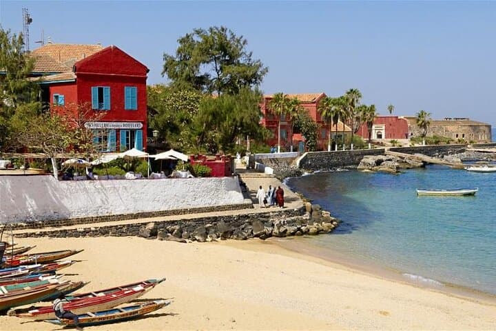 Full-Day Gorée Island & Dakar City Tour — History, Markets & Coastal Sights photo 2