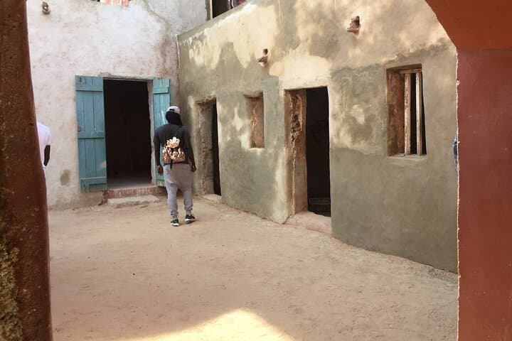 Full-Day Gorée Island & Dakar City Tour — History, Markets & Coastal Sights photo 4