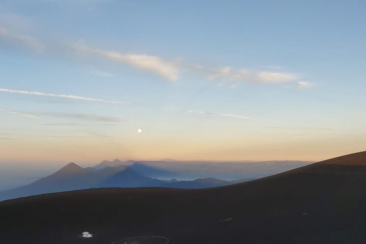 Acatenango Volcano Overnight: 3-Day Guided Hike and Summit Sunrise photo 4