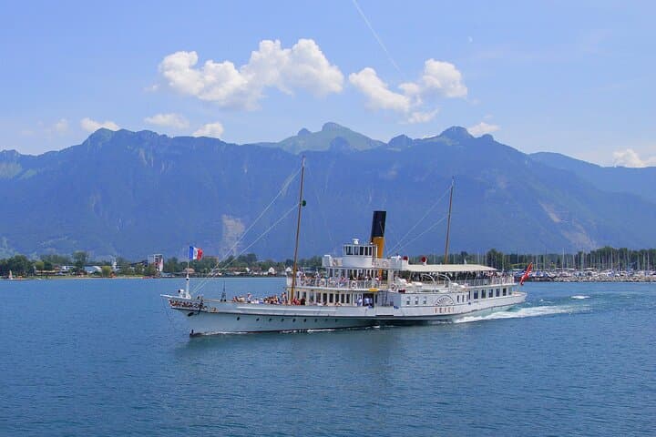 Vevey to Chillon Round-Trip Cruise — Belle Époque Boat on Lake Geneva photo 2