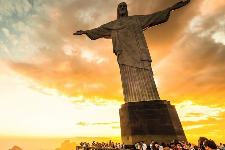 Rio Sunset Tour: Sugarloaf & Christ the Redeemer Sunset with Cathedral and Selarón Steps photo 4
