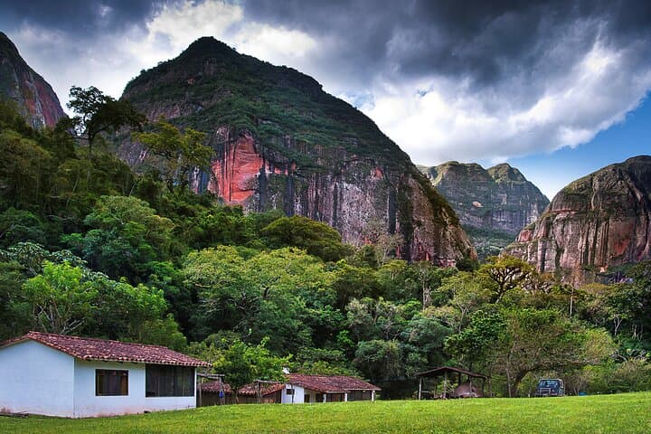 Amboró Overnight: Refugio Los Volcanes Lodge — 2-Day Jungle & Waterfalls from Santa Cruz photo 5
