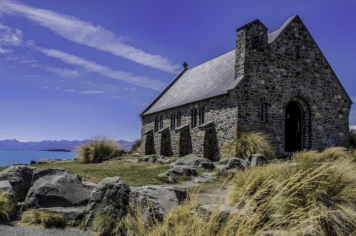 Queenstown to Christchurch via Mt Cook & Lake Tekapo: Small-Group Scenic Tour photo 2