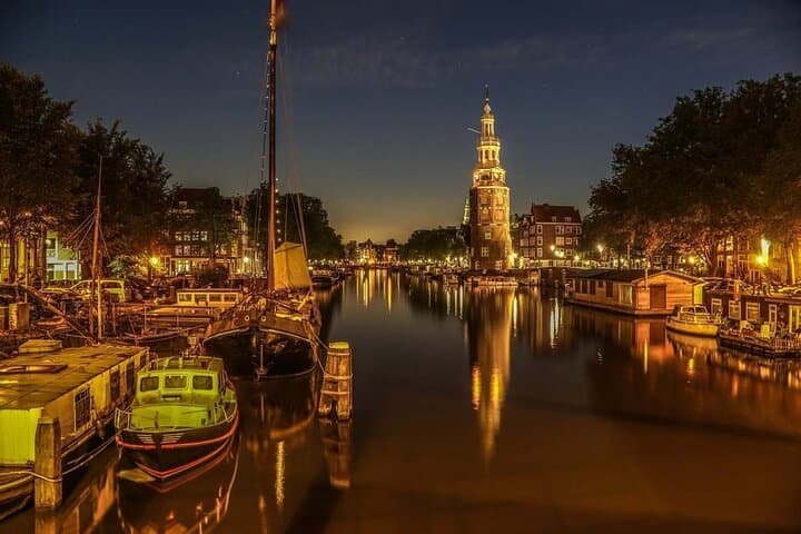 Amsterdam Private Romantic Night Canal Cruise with Prosecco & Snacks photo 4