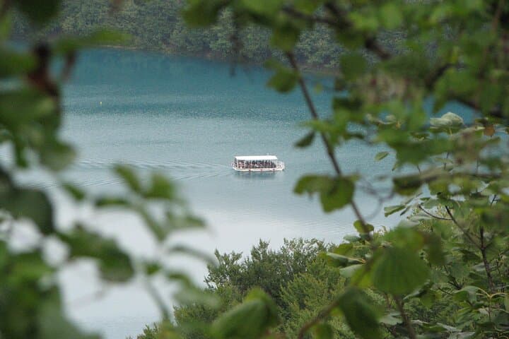 Private Plitvice Lakes Guided Walking Tour — Skip-the-Line Boat, Train & Waterfall Loop photo 6