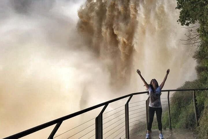 Full-Day Private Tour to Salto del Monday Falls and Ciudad del Este Shopping
