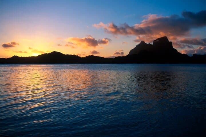 Private Bora Bora Sunset Lagoon Cruise — Polynesian Outrigger Experience photo 2
