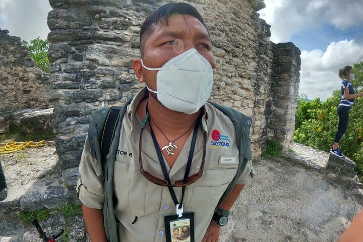 Dzibanche & Kohunlich Day Tour from Bacalar: Masks, Monkeys and Jungle Lunch photo 2