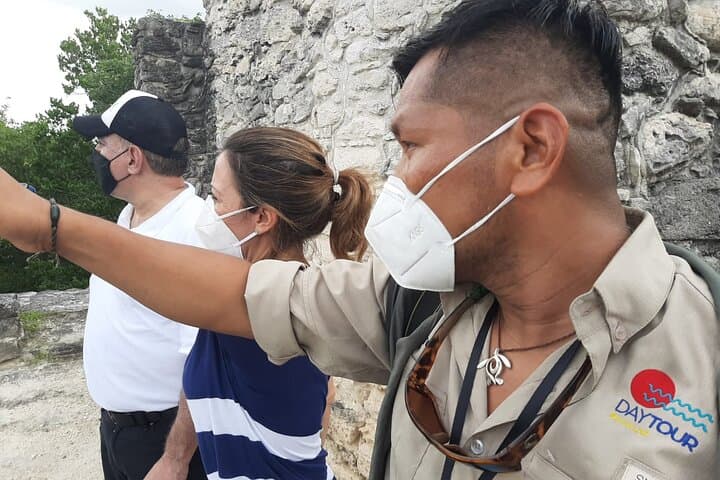 Dzibanche & Kohunlich Day Tour from Bacalar: Masks, Monkeys and Jungle Lunch photo 5