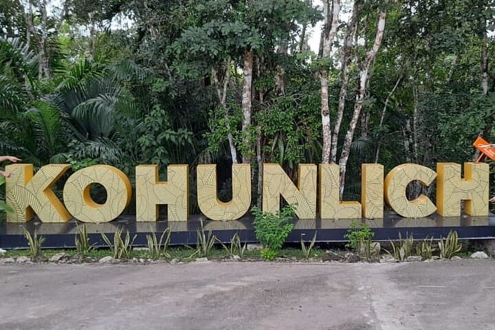 Dzibanche & Kohunlich Day Tour from Bacalar: Masks, Monkeys and Jungle Lunch photo 6