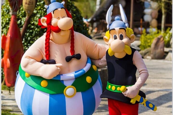 Parc Astérix Day Trip from Paris — Private Transport & Park Ticket
