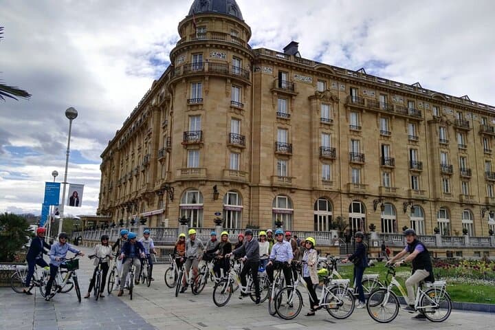 Essential Madrid Bike Tour: Small-Group Semi-Private Ride Through Historic Centro photo 6
