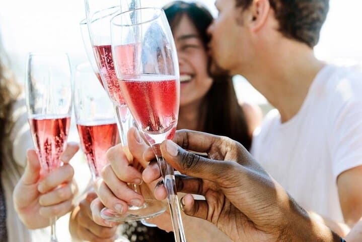 Oeno Winery Oahu: Island-Style Wine Tasting in Kailua photo 2
