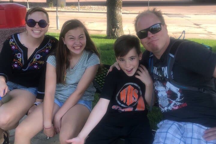 Henderson Scavenger Hunt: Interactive City Quest & Walking Challenge