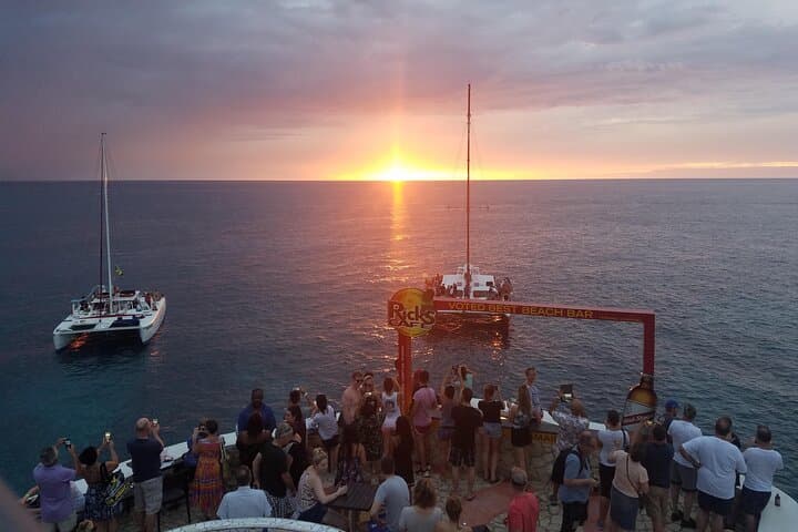 Private Negril Beach & Rick's Cafe Sunset Tour from Montego Bay
