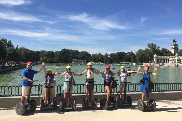 Glide Through Retiro Park: 90-Minute Segway Tour in Madrid photo 2