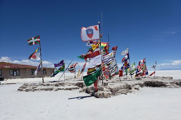 3-Day Private Salar de Uyuni Tour with Tayka Hotels: Salt Flats, Colored Lagoons & Geothermal Wonders photo 5