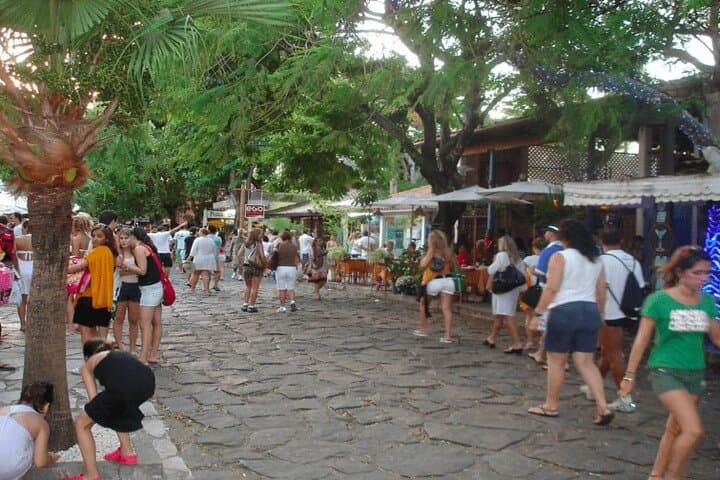2-Day Private Tour to Arraial do Cabo & Búzios: Boat Beaches and Walking Tours photo 3