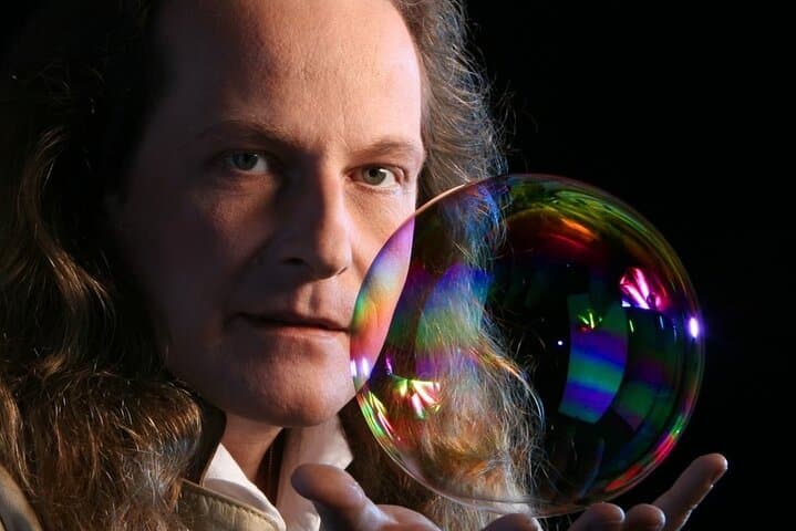Candlelight Magic Show Las Vegas: Intimate Up-Close Performances with World-Class Magicians photo 2