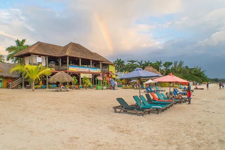 Private Negril Beach & Rick's Cafe Sunset Tour from Montego Bay photo 3