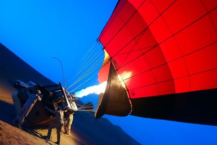 Dubai Desert Hot Air Balloon Ride with Falcon Show & Camel Experience photo 2