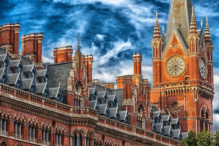 Layover London: 6-Hour Executive Private Tour from LHR — Meet & Greet Airport Pickup photo 2