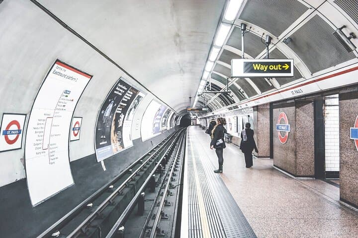 Layover London: 6-Hour Executive Private Tour from LHR — Meet & Greet Airport Pickup photo 6