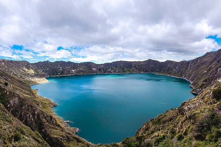 Hiking the Quilotoa Loop: Day Hike Around Ecuador's Crater Lake photo 3