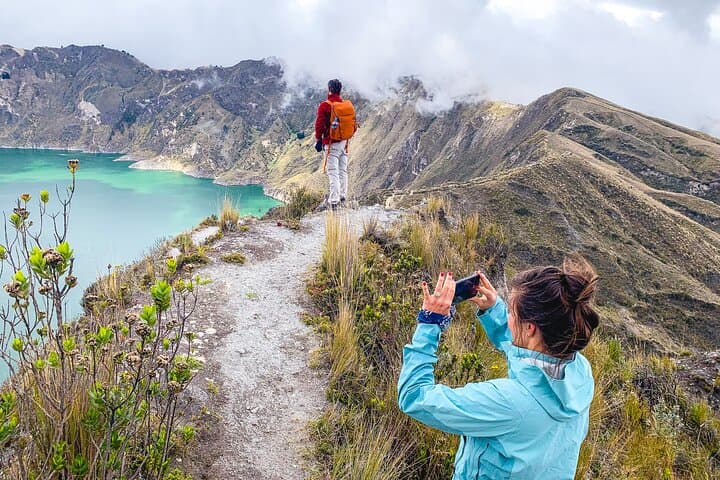 Hiking the Quilotoa Loop: Day Hike Around Ecuador's Crater Lake photo 2