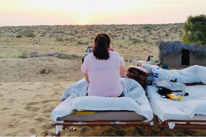 Silent Dunes Overnight: Jaisalmer Open-Sky Desert Camp & Jeep Safari