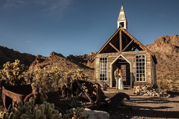 Eldorado Canyon Ghost Town Wedding — Outdoor Ceremony from Las Vegas photo 5