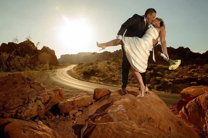 Valley of Fire Wedding Package — Intimate Desert Ceremony Near Las Vegas photo 3