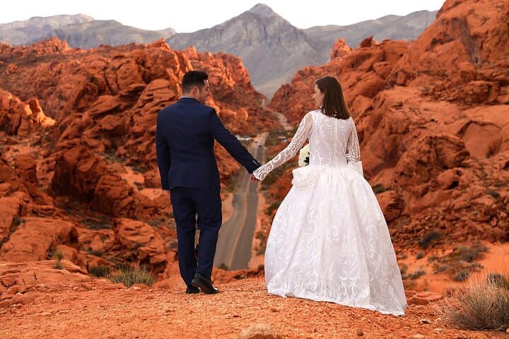 Valley of Fire Wedding Package — Intimate Desert Ceremony Near Las Vegas