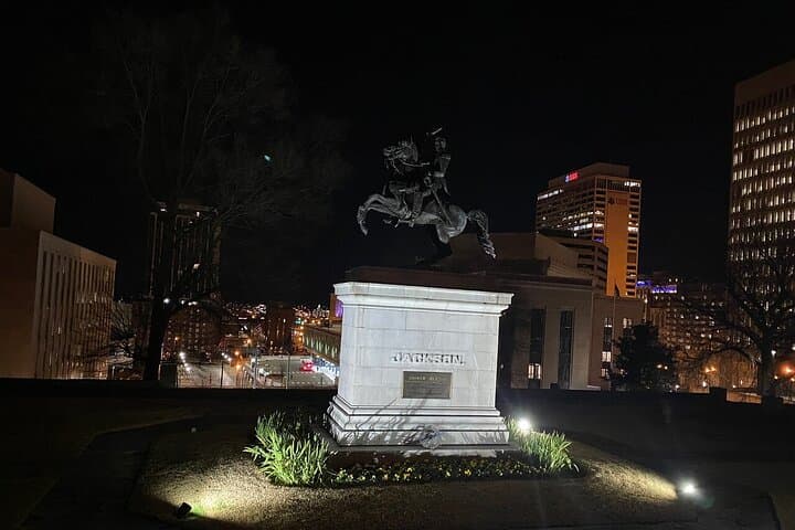 Nashville Haunted Pub Crawl: Seeking Spirits Night-Time Tour on Broadway photo 6