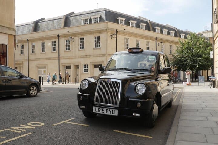 Bridgerton in Bath: Private Day Trip from London to Film Locations photo 4