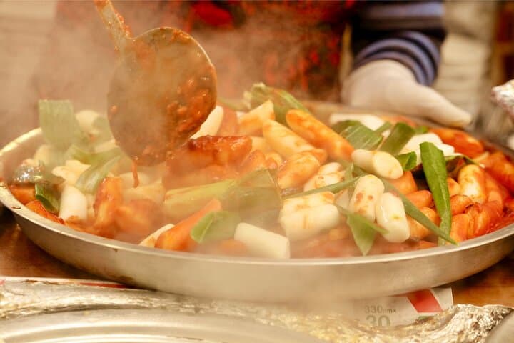 Seoul Street Eats Walking Tour: Private Personalized 3-Hour Food Experience photo 5