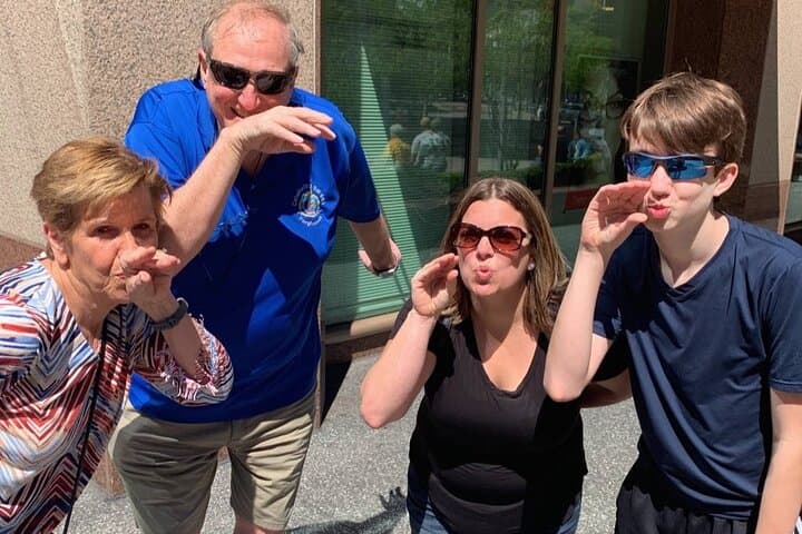 Houston Scavenger Hunt with Operation City Quest: App-Guided Urban Adventure photo 3