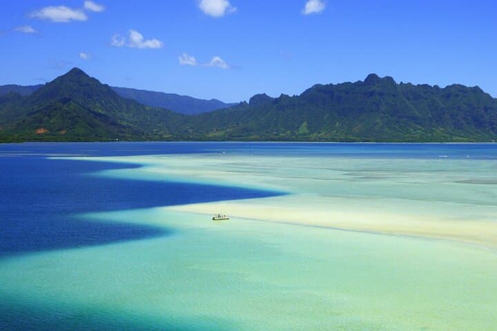 Kaneohe Bay Sandbar Snorkel and Paddleboard Tour — Turtle Watching & Sandbar Picnic photo 1