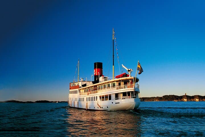 Guided Stockholm Archipelago Cruise — Best Sights in 1.5–3 Hours photo 5