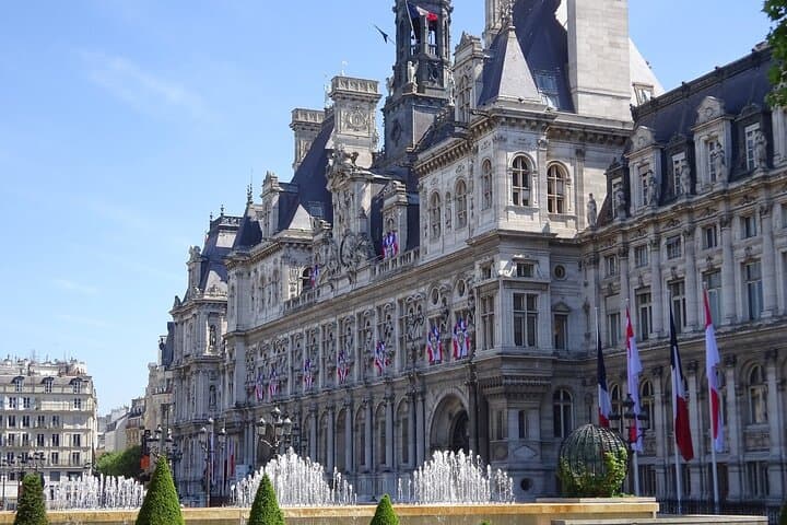 Le Marais Hidden Gems Walking Tour in Paris (with Optional Seine Cruise) photo 6