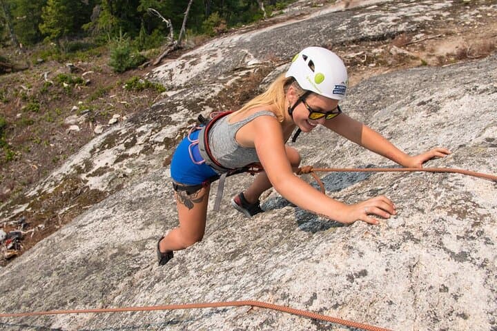 Squamish Rock Climbing Taster — Intro to Single-Pitch Cragging at the Chief photo 4