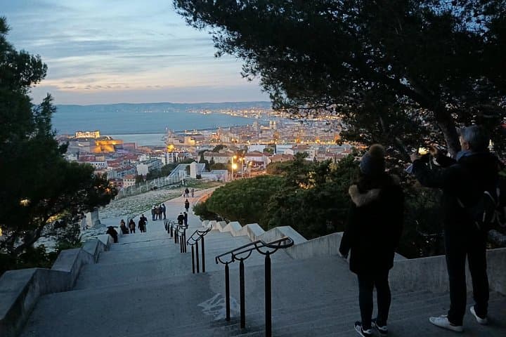 Marseille Urban Hike: Old Port to Notre-Dame de la Garde (10 km) photo 3